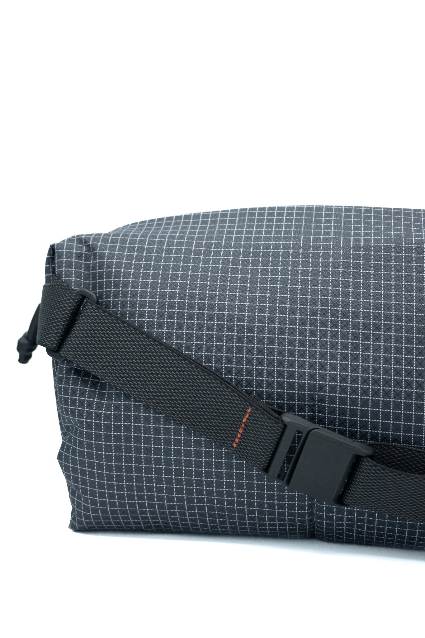 BELLROY Lite Sling | STATION 