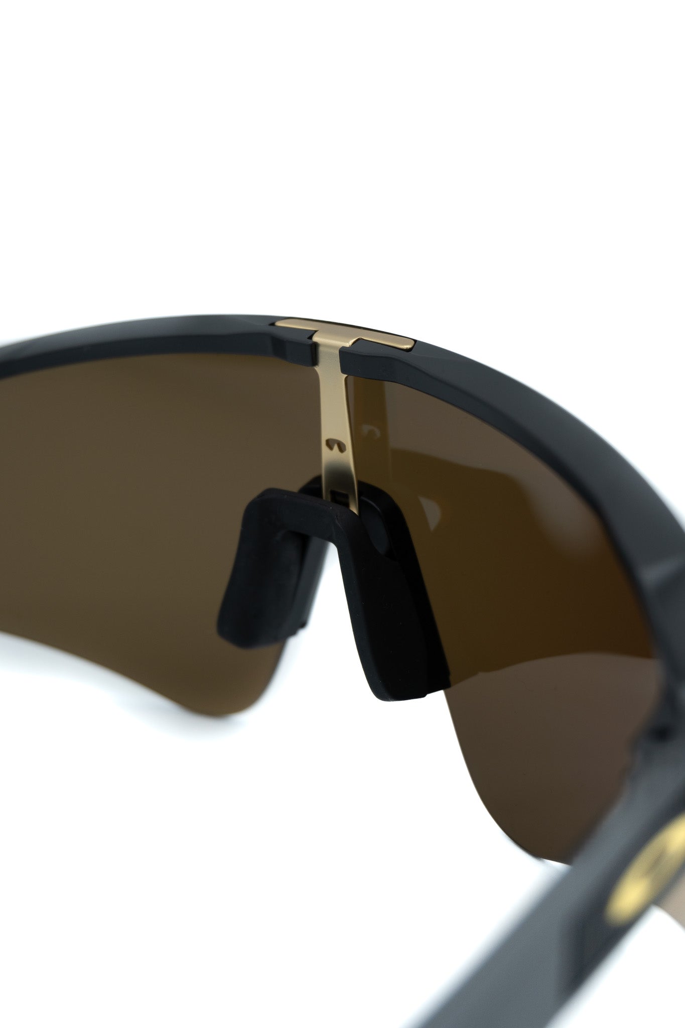 OAKLEY SUTRO LITE SWEEP | STATION 