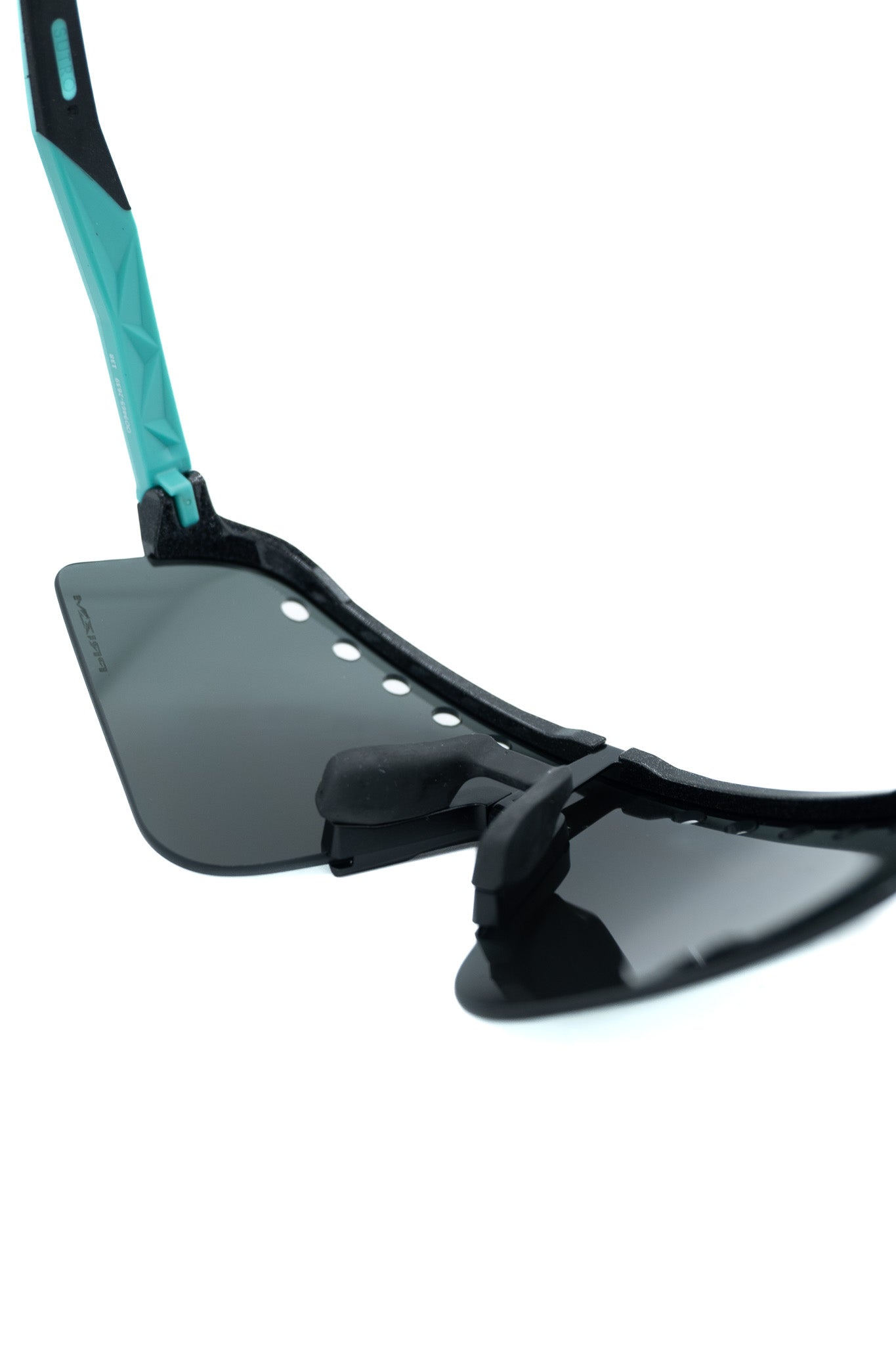 OAKLEY SUTRO LITE SWEEP | STATION 