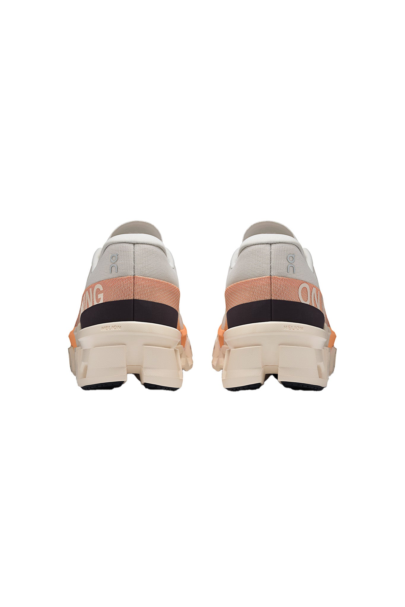 ON RUNNING Cloudmonster 2 M STATION 