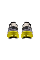 ON RUNNING Cloudmonster Hyper W STATION 