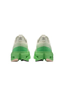 ON RUNNING Cloudsurfer Max W STATION 