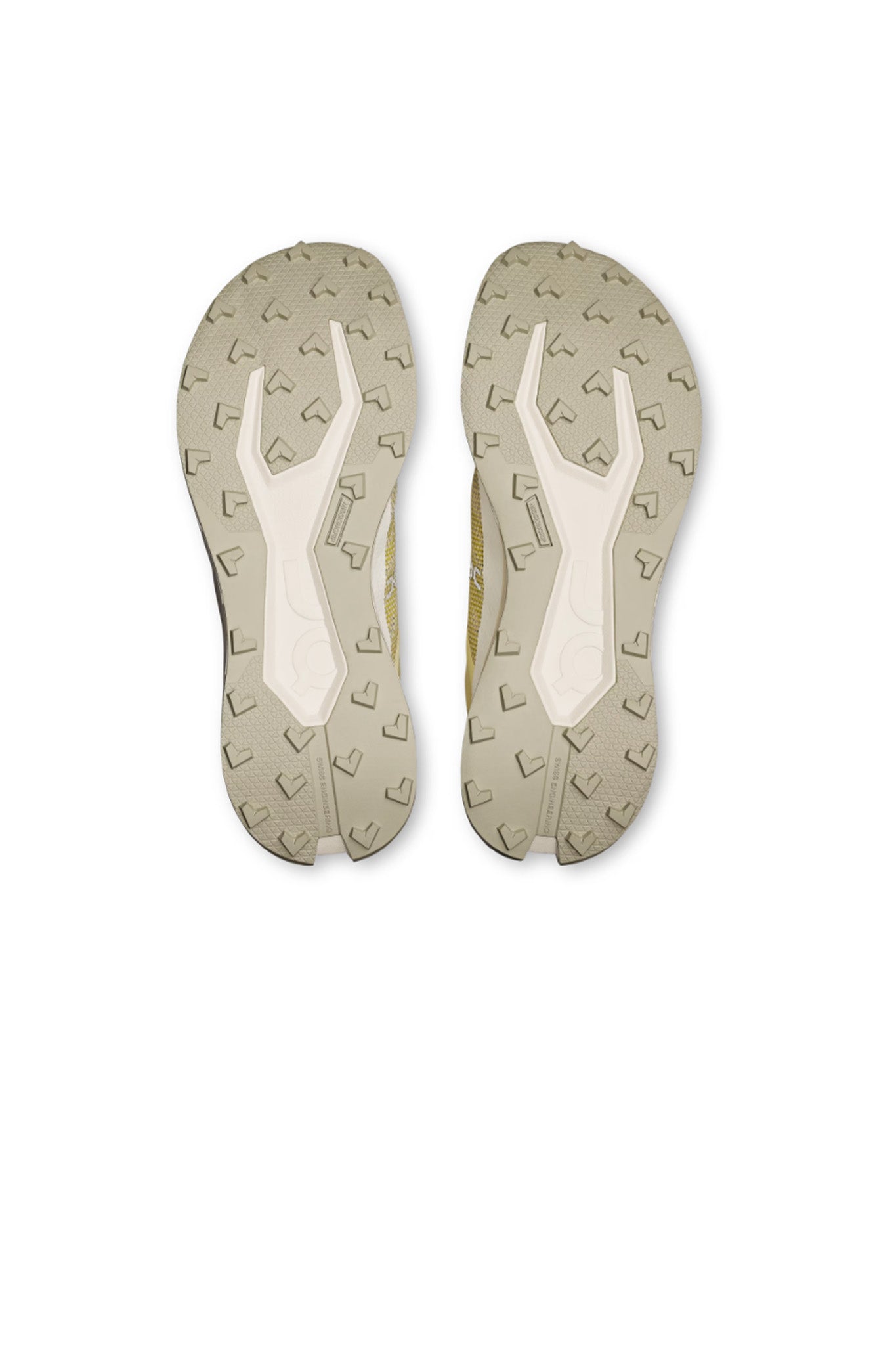 ON RUNNING Cloudultra 3 M STATION 