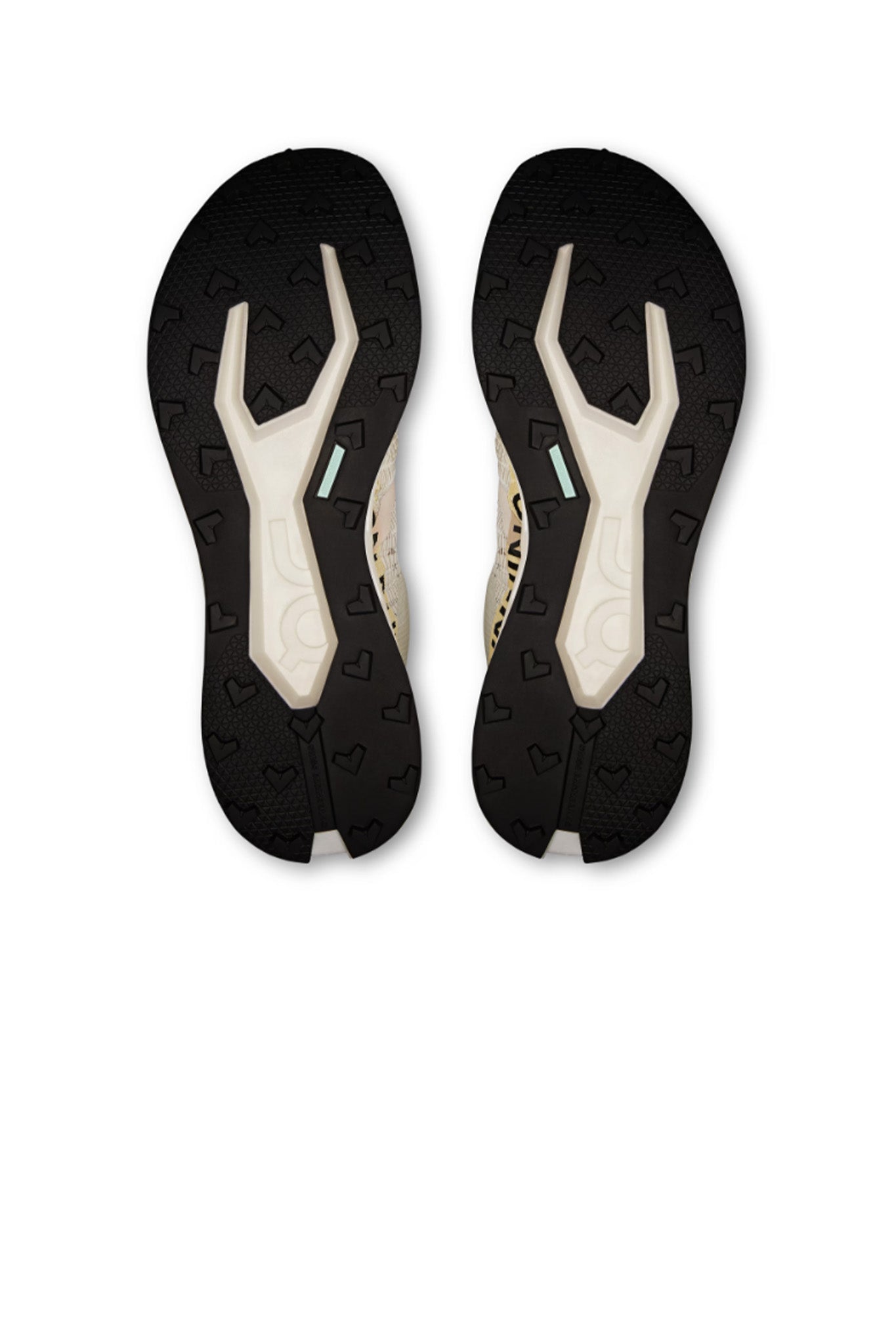 ON RUNNING Cloudultra Pro M STATION 